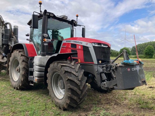 Tracteur agricole Massey Ferguson 8S.205 Dyna-VT EXCLUSIVE