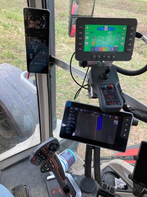 Tracteur agricole Massey Ferguson 8S.205 Dyna-VT EXCLUSIVE