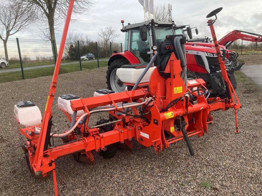 Semoir en ligne pneumatique Kuhn MAXIMA 2