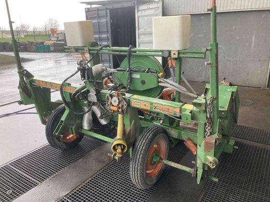 Semoir en ligne pneumatique Amazone ED contour 