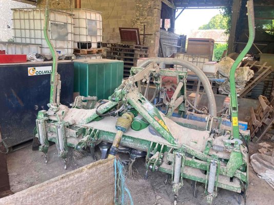 Herse rotative Amazone KX 3001 CULTIMIX