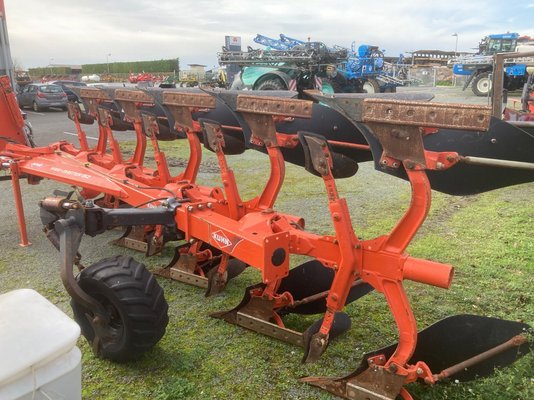 Charrue Kuhn Vari-Master 152