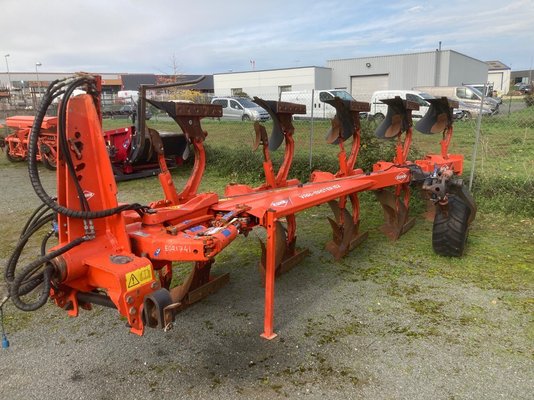 Charrue Kuhn Vari-Master 152