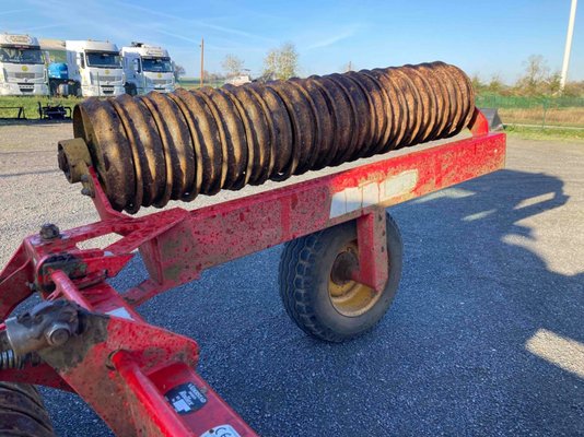 Rouleau auto-porteur Väderstad ROLLEX620M