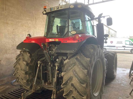 Tracteur agricole Massey Ferguson 7624