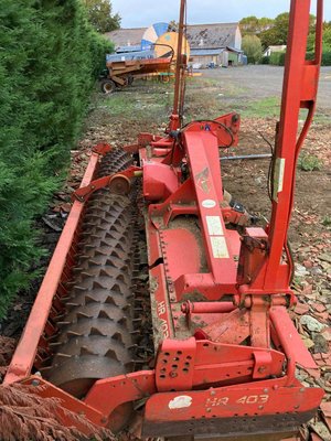 Herse rotative Kuhn HR 403 D