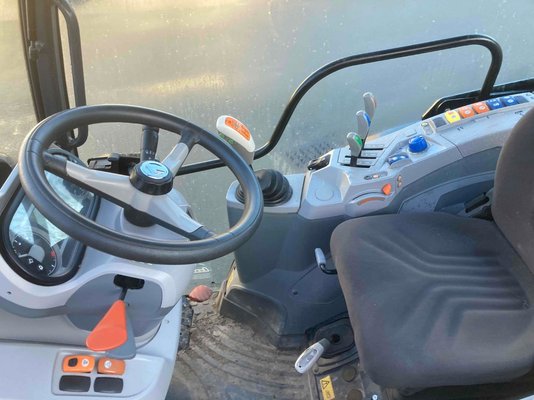 Tracteur vigneron Landini REX 4.090V