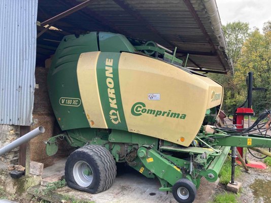 Presse à balles rondes Krone COMPRIMA V180