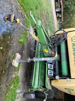 Presse à balles rondes Krone COMPRIMA V180