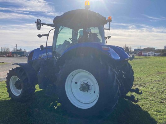 Tracteur agricole New Holland T7.210