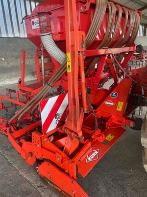 Herse rotative Kuhn HR304D