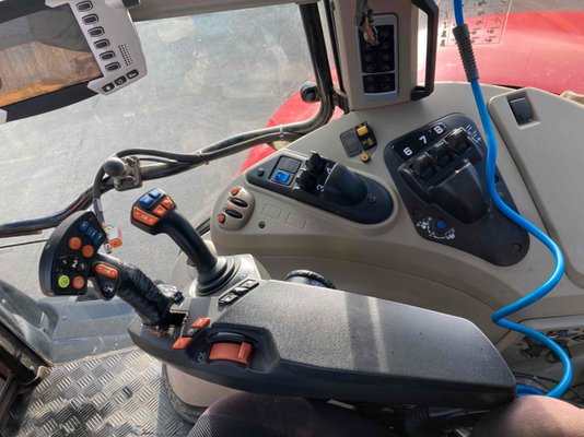 Tracteur agricole Massey Ferguson 7720