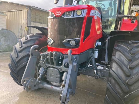 Tracteur agricole Massey Ferguson 7720