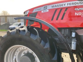 Tracteur agricole Massey Ferguson 7720 - 11
