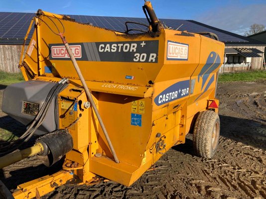 Entretien des prairies Lucas G CASTOR+ 30R