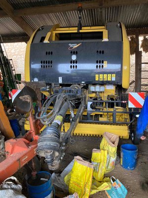 Presse à balles rondes - Roll-Belt 180