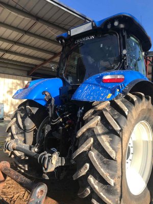 Tracteur agricole New Holland T7.210 AC
